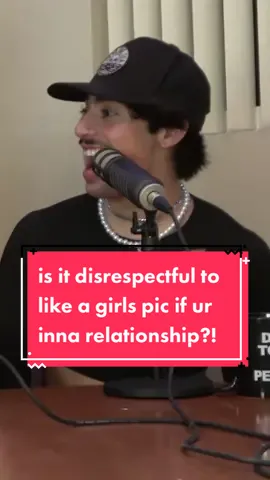 if she liking ryan reynolds bikini pics tho… WHOLE DIFFERENT STORY. she boutta get that equal rights equal rights combo fsho😤