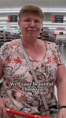the way she started crying I can’t… 😭💓 #kindness #Love #viral