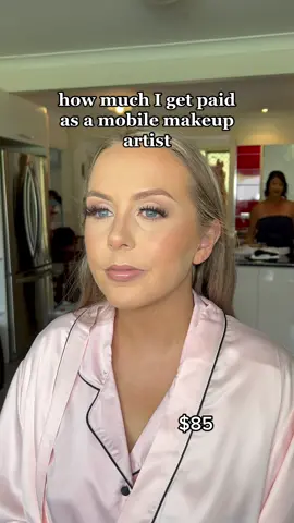 at the cost of my weekends and also my back 🤣 #paytransparency #howmuchiearn #weeklywage #income #salary #makeupartist #mua #sydney #bridalmakeup