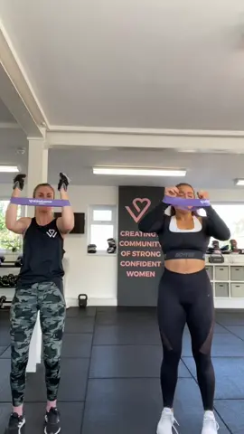 Never underestimate the #resistanceband A good mini band workout always gets women moaning!! 😂😂 music to a PTs ears! #resistancebandworkout #women #workout #startup #womensupportingwomen #strength #trainwithwinners #bodypositivity #goals #strengthandconditioning