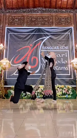 Dc @rian_ariandi tapi versi gagal , tonton sampe habis wkwk || bersama si @roqimzz #gurusenibudaya