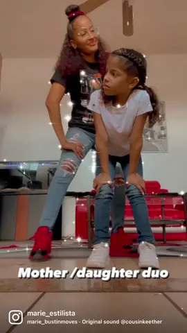 Mother daughter duo #LinkBudsNeverOff #fyp #dancer #trending #funnyvideos #funny #explore #discover #motherdaughter #motherlove #viral