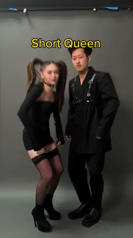 @davidsuh big power couple energy with this 6ft queen @alexa_zbofficial #posingtips