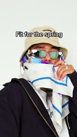 JackMoose bucket + Vinatge Dior scarf 4 Spring🤞🏽👌🏽 #styleinspo #outfitinspo #classystreetwear #streetinspo