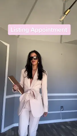 #andjustlikethat #realtor #CloroxMistChallenge #LinkBudsNeverOff #realtoroftiktok #fashion #carriebradshaw #realtorhumor #fyp #foryoupage #viral #trending #imjustababy #outfit