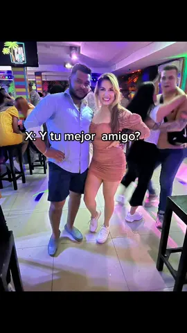 Jajaja tengo mucho contenido para este trend.. 😂 #bestfriend #mejoramigo #dondeestanlasrubias #dondeestanlasrubiaschallenge #fyp #funnyvideos