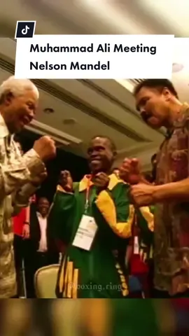 Muhammad Ali Meeting Nelson Mandela #muhammadali #nelsonmandela #ali #fyp #fypシ #viral #viraltiktok #funny #funnyvideos #boxing #boxingfans #boxingday #foryoupage #motivation #inspiration #idol #fy #fypage #punch #mandela #mandelaeffect #foryourpage