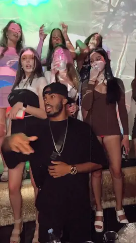 Last night! 🍾 #miamipromoters #miamipromoter #miaminightclubs #miaminightclub