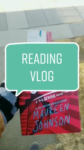 no making fun of my gloves 😡 #readingvlog  #reading  #thevanishingstair  #trulydevious  #booktokbooks