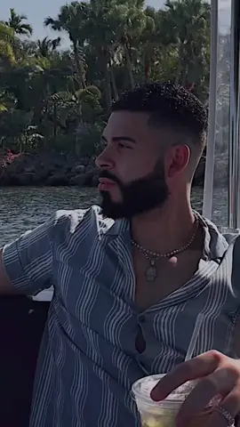 Just vibess 🌊 #stylish #vibes