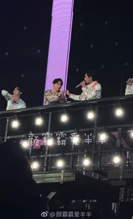 Và đây, phân cảnh các bạn trend 