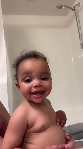 When she realized the filter was on her face #fypシ