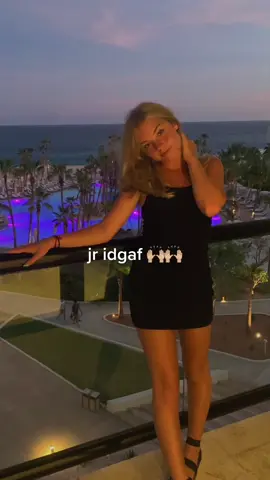 the last pic rlly shows it 😭 #lorisupremacy #fyp