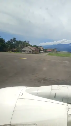 silahkan di pakai buat prank teman #bandararendanimanokwari