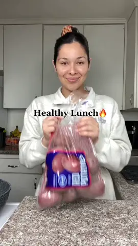 You have to try this healthy salad🔥 #macrofriendlyrecipe #healthylunch   #mealprepideas #healthymeals #weightloss #Fitness #highprotein