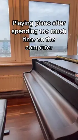 Only real geeks will understand this 😂😂😂    #piano #pianist #music #joke #geek #computer #windows #vista #fail