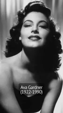 🖤 Ava Gardner 🖤 #avagardner #actriz #actress #oldhollywood #hollywood #gorgeous #diva #iconic #glamour #hollywoodglamour #retrato #portrait #photography #fotografia
