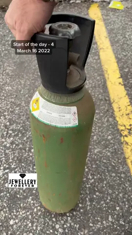 #jewelry #jewellery #handmadejewelry #jewelrybusiness #repair #jewelryrepair #fix #foryou #foryoupage #trending #foru #luxury #fypシ #jewelrytips #beforeandafter  #kurdistan