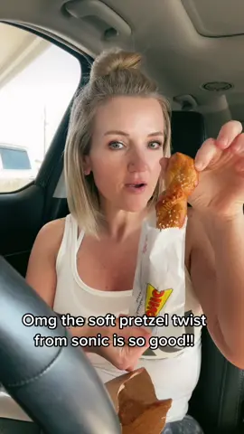 So good 😋 @SONIC Drive-In #softpretzel #yummy #tasty #drivethru #sonicdrivein #fastfood #tastetest #onthgo #sample #feedme #FoodTok #treatyourself #carbsarelife #texas #sweettea