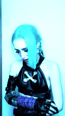 so i lost 100 followers yayyy my acc is getting sharted onnnnn  #arcane #jinx
