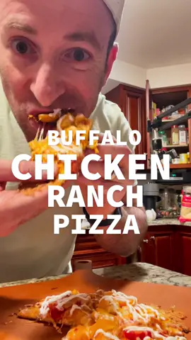 Back at you with my macro friendly Buffalo Chicken Ranch pizza #macrofriendly #iifym #anabolicrecipe #weightloss #fitkitchen #Fitness #healthtok