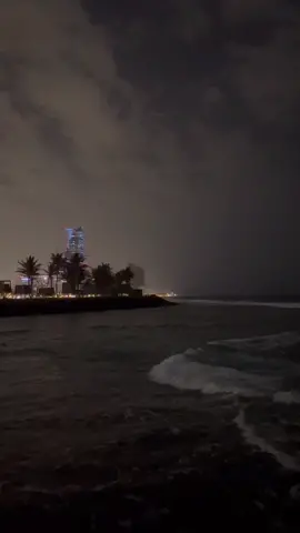 ياموج هون على قلبـي🫀🎻 #اكسبلور #الكورنيش #fun #محمد_عبده