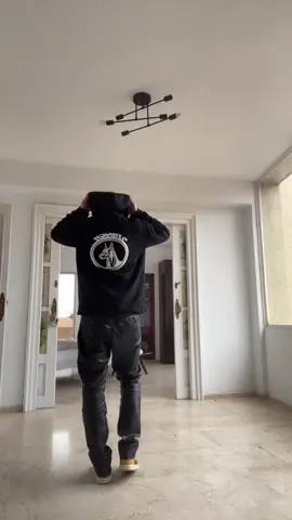 Styling my doberman hoodie 💥 #streetwear #StreetStyle #clothing #fashion #streetwearstore #clothingstore #cordoba #belgium