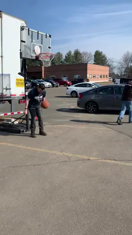 Unreal that we got this on video #MarchMadness #dunk #basketball #fail #fyp