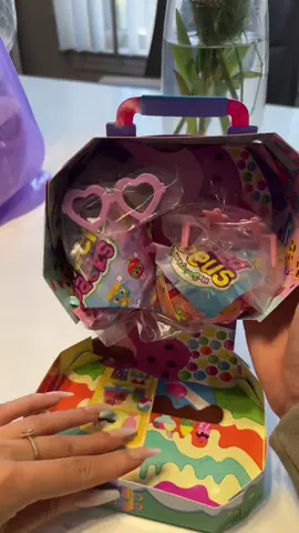 Not a fan of these, hby? 🤨 #asmr #unboxing #toyunboxing #asmrtoys #toysasmr #snackpacks