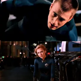 when they carry there final fight> #marvel #suestorm #invisiblewoman #johnnystorm #humantorch #fantasticfour #jessicaalba #chrisevans