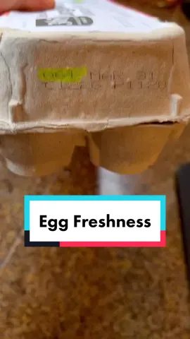 Who else had no idea about this?! #eggs #cooking #cookinghack