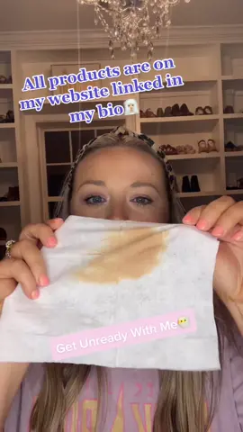 Come get unready with me🧖🏼‍♀️😶‍🌫️#fyp #macysownyourstyle #AerieREAL #MomsofTikTok #momsover30 #hotmessmama #hotmessmamaclub #younique #youniquepresenter #youniquemakeup #youniqueproducts #youniqueskincare