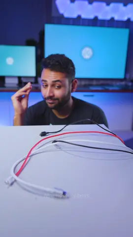We all have one fried who has no idea how to manage their cables…🙄 #Tech #iphone