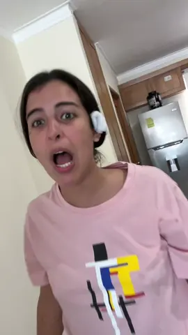 Yo lo que quería era quitarle el grajo disimuladamente🙃 @chrisrvideos_ #parati #vacalocard #foryou #viral #foryourpage #fyp #mojonazo