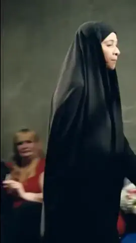 ازيك يا ابله نجيبا 😂