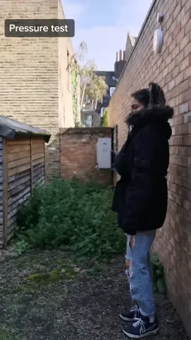 #selfdefence_techniques #womens_selfdefence #kravmaga ##LearnOnTikTok #mma #wingchun #Streetfighttips #pressuretest #abuse