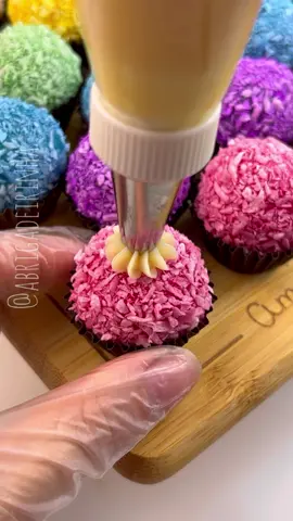 Beijinhos coloridos 😋💓💡 #fy #brigadeiro