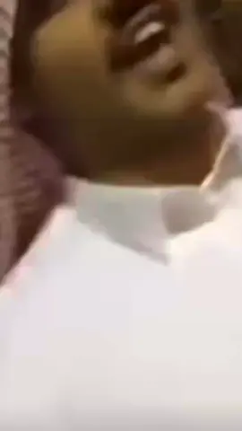 رياكشن واحد سعودي بحكي انجليزي 😂😂😂