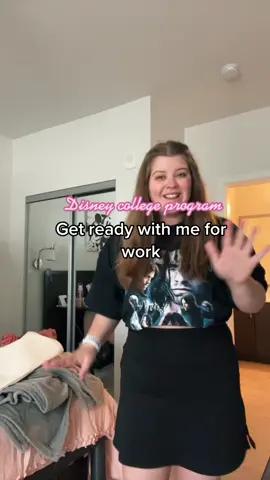 I love it here #orlando #fyp #disneycollegeprogram #waltdisneyworld #starwars