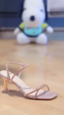Sweet sandals 👡 #woman #fypシ #heels #highheel #beautiful