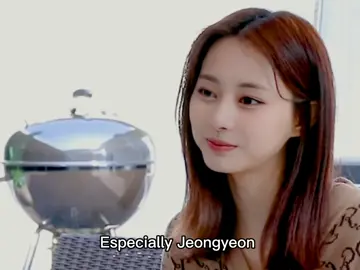 Tzuyu is Jeongyeon's baby .. forever #twice#once#fyp