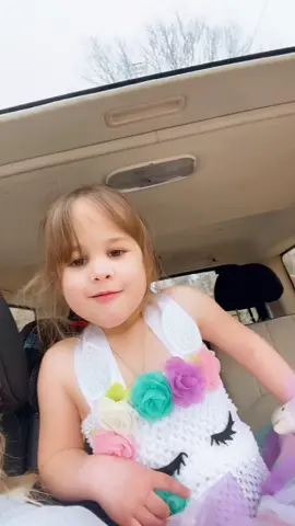 She was too stunned to speak #fyp #prank #bruno #OscarsAtHome