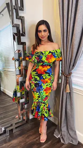 Fashion Dresess in Paulinas👗#houstonboutique #onlineshopping #onlineboutique #fashionstyle #fashiondrees #houstontx #outfits #OOTD #dress #paulinasfashionboutique