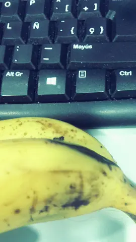 Toma plátano 🍌🍌🍌😂😂😂#masde40 #parati #fyp #humor #almuerzo #almuerzosaludable #2x1