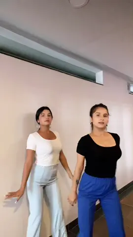 Meri jaah 😍 👗-@Usee wear 😍