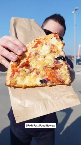 Kakav je SPAR Tutto Bene fast food?! *SRAMOTA*🍕#gastrotrazilica #gastro #spar #interspar #tuttobene #fastfood #fastfoodlife #FastFoodReview #foodreview #foodreaction #foodtiktok #pizza #burek #sirnica #najgori #worstpizza #junkfood #balkanfood #balkantiktok #balkanci #FoodLover #foodaddict #eatandtravel #hrana #viral #balkan