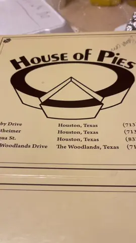 Texas comes to NY! #houseofpies #gypsyfood #bananacreamepie #gypsylife #pies #gypsygoodtime