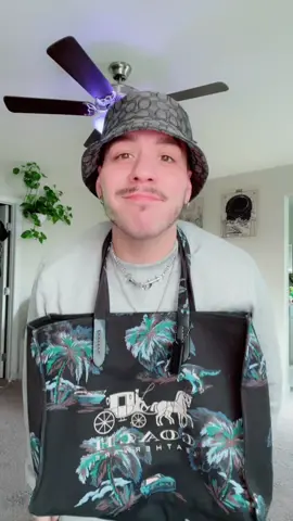 Dressing lazy, but not lazy with @coach lounge crew and lounge shorts! So comfortable 🥰 #coachoutlet #coachoutletemployee