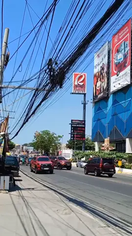 Prank your friends using this vid. kunwari nasa Robinsons place La Union ka#fyp #foryou