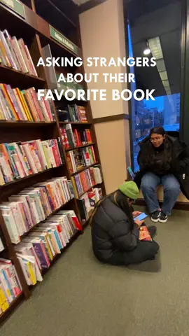 Asking strangers about their favorite book!#authorsoftiktok #authortok #writertok #writersoftiktok #whatsyourfavoritebook#thepictureofdoriangray #oscarwilde